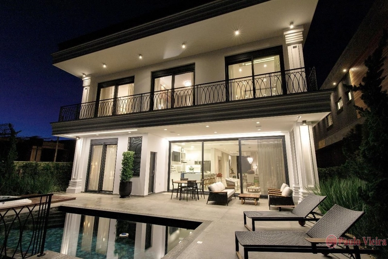 SENSE -  SOBRADO COM  5  SUÍTES, COM VISTA PARA O LAGO: 27ª foto da galeria de imagens do imóvel