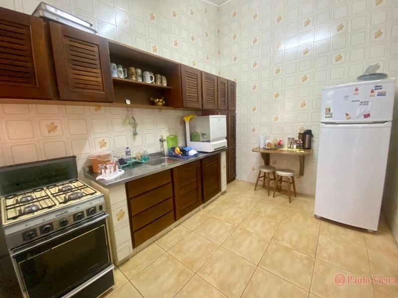 Casa de esquina com 4 dormitórios perto do mar: 16ª foto da galeria de imagens do imóvel