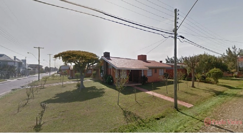 Casa de esquina com 4 dormitórios perto do mar: 4ª foto da galeria de imagens do imóvel