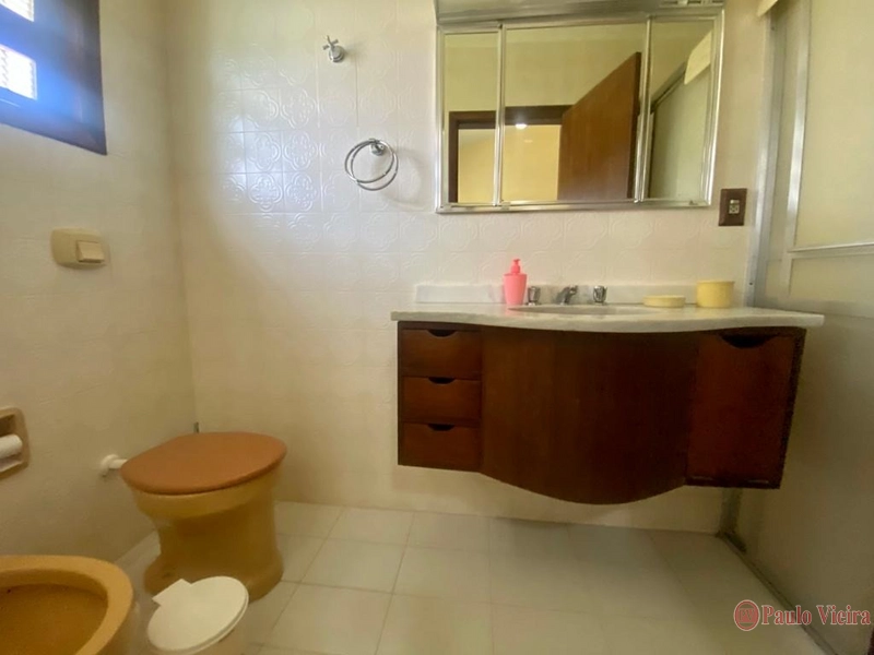 Casa de esquina com 4 dormitórios perto do mar: 23ª foto da galeria de imagens do imóvel