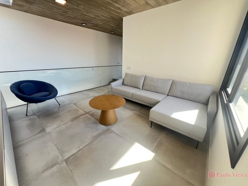 XANGRI-Á -  EXCELENTE  SOBRADO COM 5 DORMITÓRIOS E PISCINA: 40ª foto da galeria de imagens do imóvel