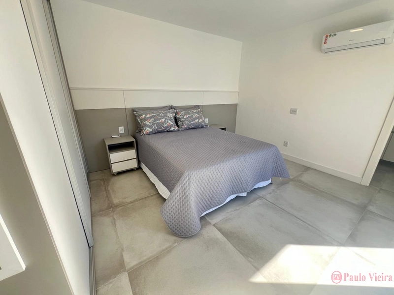 XANGRI-Á -  EXCELENTE  SOBRADO COM 5 DORMITÓRIOS E PISCINA: 28ª foto da galeria de imagens do imóvel