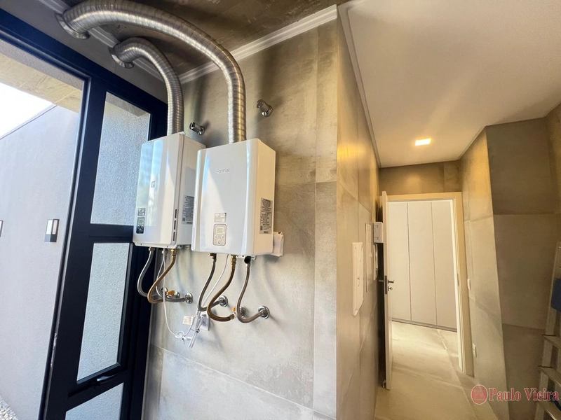 XANGRI-Á -  EXCELENTE  SOBRADO COM 5 DORMITÓRIOS E PISCINA: 35ª foto da galeria de imagens do imóvel