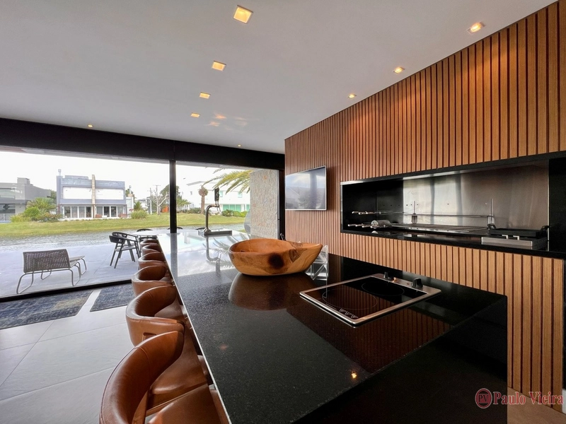 ENSEADA -  LUXUOSO SOBRADO EM LOCALIZAÇÃO PRIVILEGIADA: 62ª foto da galeria de imagens do imóvel