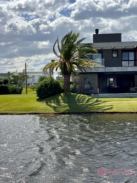 ENSEADA -  LUXUOSO SOBRADO EM LOCALIZAÇÃO PRIVILEGIADA: 60ª foto da galeria de imagens do imóvel