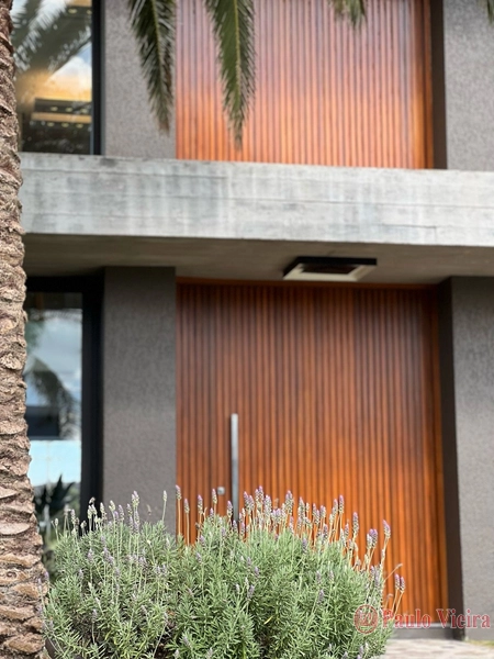 ENSEADA -  LUXUOSO SOBRADO EM LOCALIZAÇÃO PRIVILEGIADA: 56ª foto da galeria de imagens do imóvel