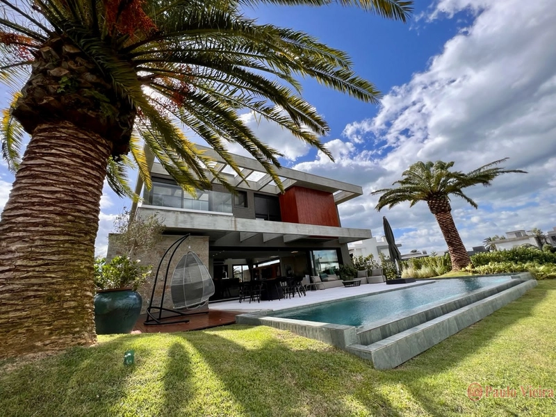 ENSEADA -  LUXUOSO SOBRADO EM LOCALIZAÇÃO PRIVILEGIADA: 64ª foto da galeria de imagens do imóvel