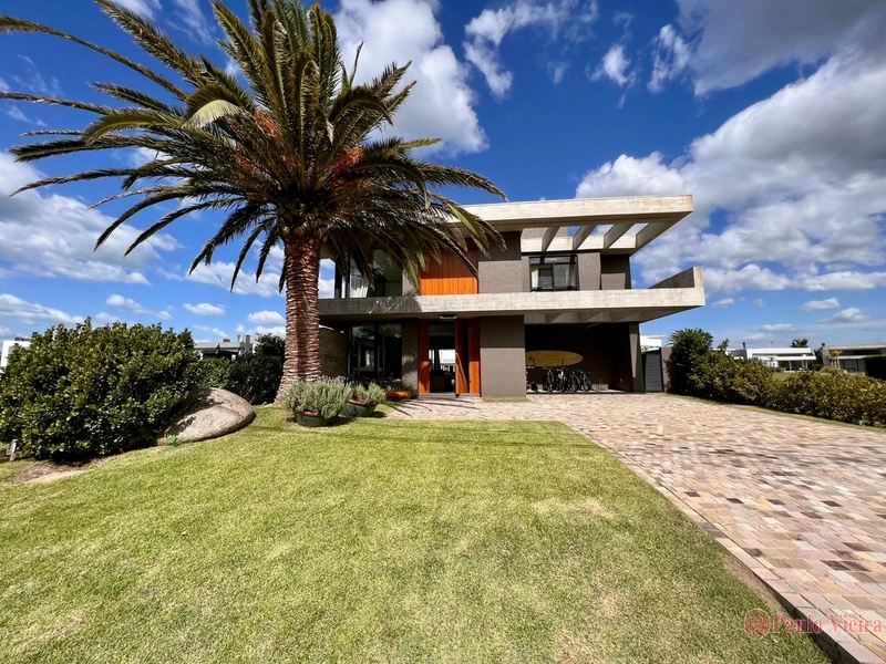 ENSEADA -  LUXUOSO SOBRADO EM LOCALIZAÇÃO PRIVILEGIADA: 36ª foto da galeria de imagens do imóvel