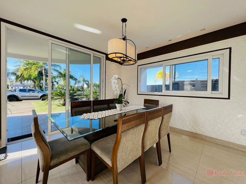 QUINTAS DO LAGO - EXUBERANTE SOBRADO COM 3 AMPLAS SUÍTES: 8ª foto da galeria de imagens do imóvel