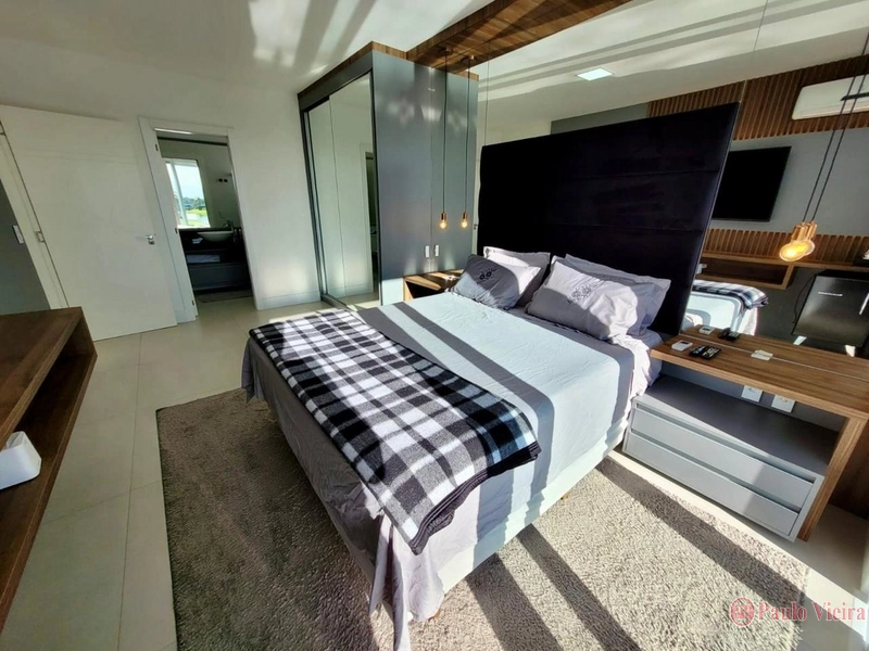 ENSEADA -  SOBRADO BEIRA LAGO, COM 5 SUÍTES: 22ª foto da galeria de imagens do imóvel