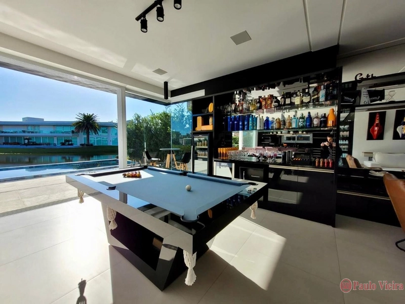 ENSEADA -  SOBRADO BEIRA LAGO, COM 5 SUÍTES: 44ª foto da galeria de imagens do imóvel