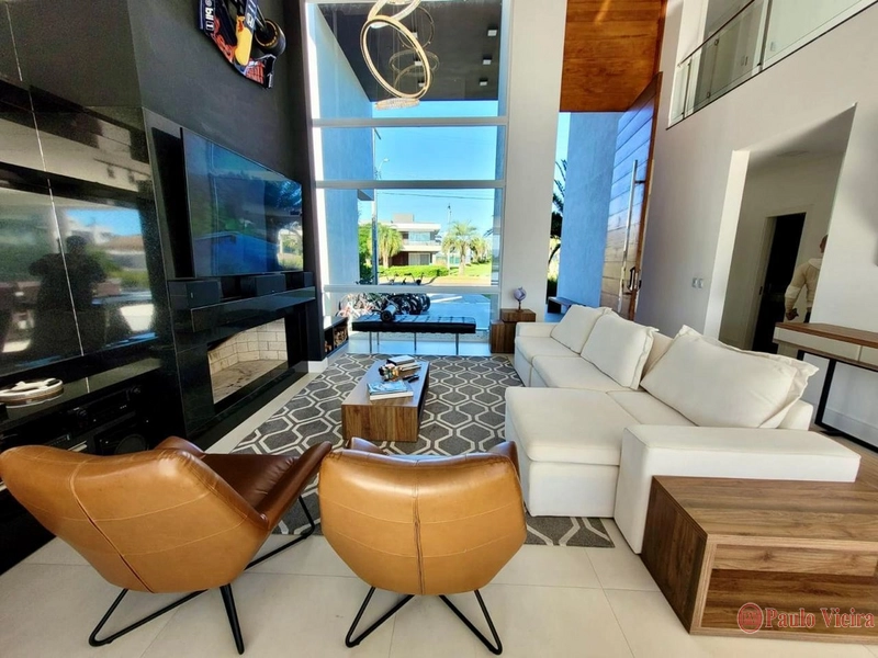 ENSEADA -  SOBRADO BEIRA LAGO, COM 5 SUÍTES: 12ª foto da galeria de imagens do imóvel