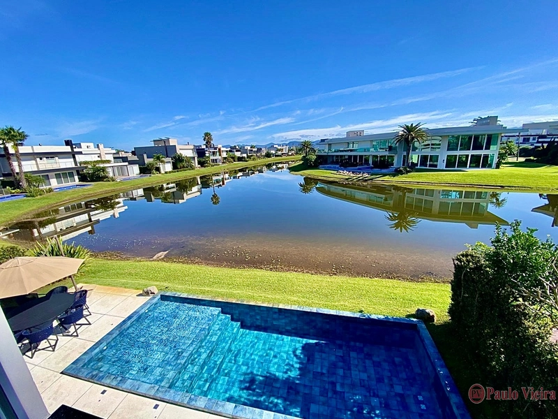ENSEADA - MARAVILHOSO SOBRADO BEIRA LAGO: 50ª foto da galeria de imagens do imóvel