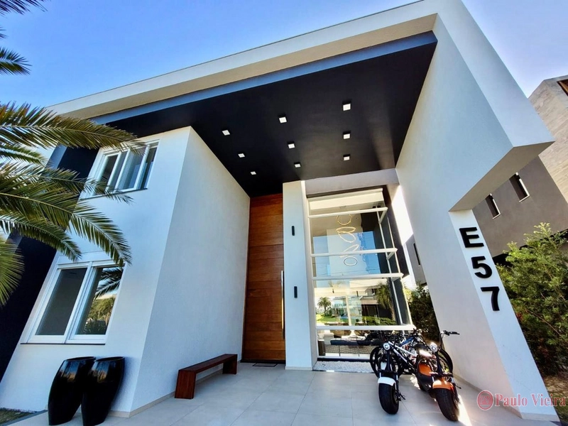 ENSEADA -  SOBRADO BEIRA LAGO, COM 5 SUÍTES: 53ª foto da galeria de imagens do imóvel