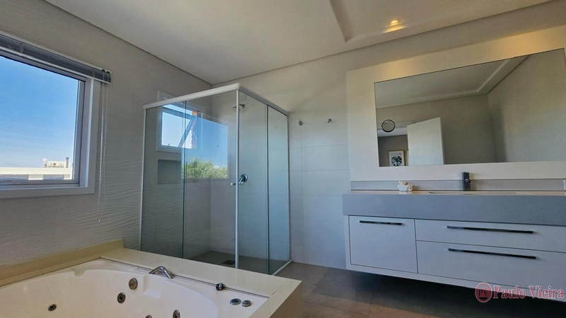 MALIBU - SOBRADO BEIRA LAGO COM 5 SUÍTES: 28ª foto da galeria de imagens do imóvel