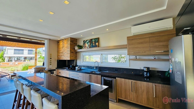 MALIBU - SOBRADO BEIRA LAGO COM 5 SUÍTES: 8ª foto da galeria de imagens do imóvel