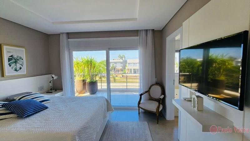 MALIBU - SOBRADO BEIRA LAGO COM 5 SUÍTES: 32ª foto da galeria de imagens do imóvel