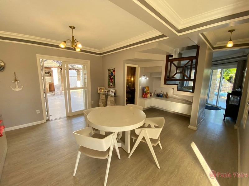 ATLÂNTIDA - BELISSIMO SOBRADO DE ESQUINA: 19ª foto da galeria de imagens do imóvel