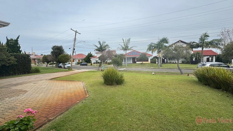 Casa Térrea em Condomínio com 4 dormitórios: 3ª foto da galeria de imagens do imóvel