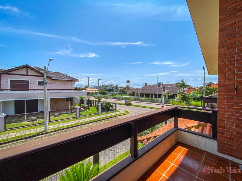 XANGRI-LA - MARAVILHOSA CASA PERTO DO MAR: 9ª foto da galeria de imagens do imóvel