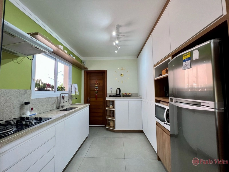 XANGRI-LÁ - MARAVILHOSA CASA NO ARPOADOR: 9ª foto da galeria de imagens do imóvel