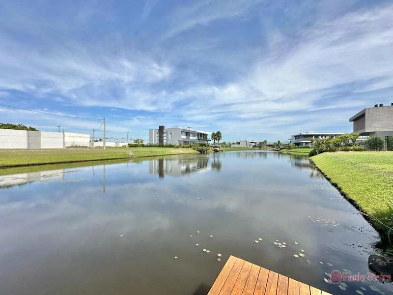 SENSE - MARAVILHOSA CASA BEIRA LAGO: 22ª foto da galeria de imagens do imóvel