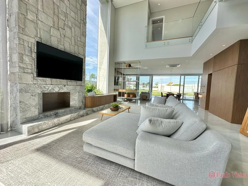 SENSE - MARAVILHOSA CASA BEIRA LAGO: 14ª foto da galeria de imagens do imóvel