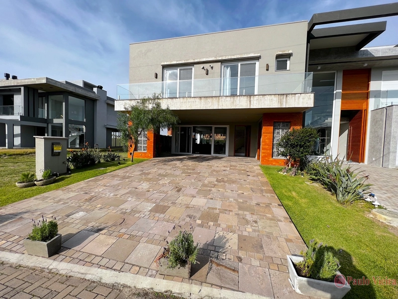 BLUE  - LINDO SOBRADO NO CONDOMÍNIO