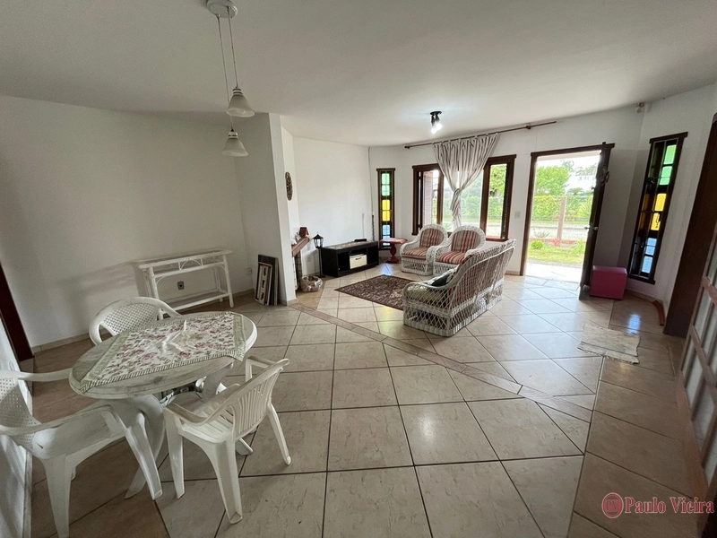 ATLÂNTIDA - CHARMOSA CASA TÉRREA: 9ª foto da galeria de imagens do imóvel