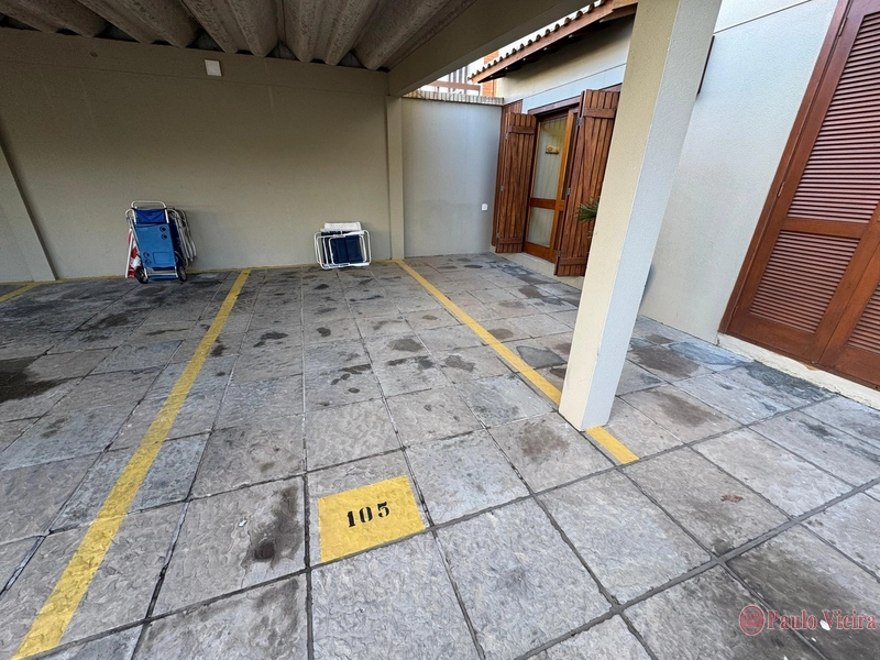 BEVERLY HILLS - ACONCHEGANTE APARTAMENTO A DUAS QUADRAS DO MAR: 2ª foto da galeria de imagens do imóvel