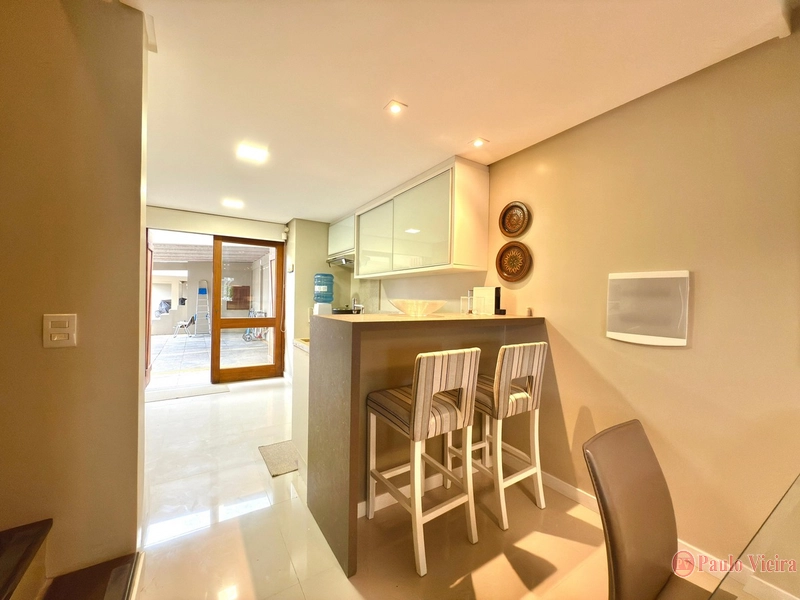 BEVERLY HILLS - ACONCHEGANTE APARTAMENTO A DUAS QUADRAS DO MAR: 7ª foto da galeria de imagens do imóvel