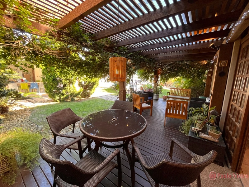 ATLÂNTIDA - LINDO SOBRADO A DUAS QUADRAS DO MAR: 13ª foto da galeria de imagens do imóvel