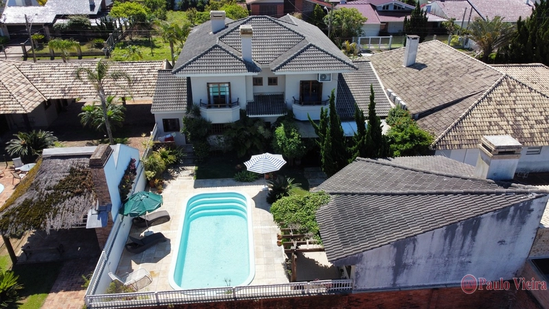 ATLÂNTIDA - LINDO SOBRADO A DUAS QUADRAS DO MAR: 31ª foto da galeria de imagens do imóvel