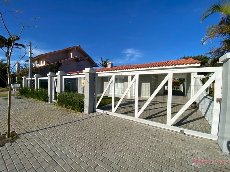 CENTRO - CHARMOSA CASA TÉRREA: 2ª foto da galeria de imagens do imóvel