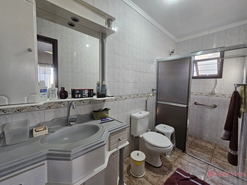 ARPOADOR - CASA AMPLA E CONFORTÁVEL: 7ª foto da galeria de imagens do imóvel