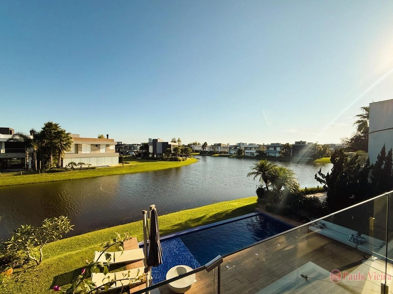 ENSEADA - SOBRADO DE ALTO PADRÃO EM CONDOMÍNIO FECHADO: 23ª foto da galeria de imagens do imóvel