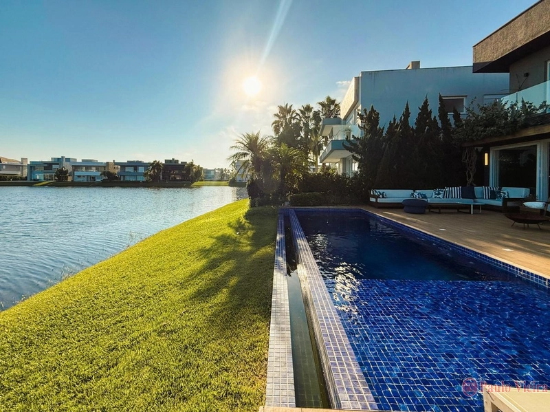 ENSEADA - SOBRADO DE ALTO PADRÃO EM CONDOMÍNIO FECHADO: 25ª foto da galeria de imagens do imóvel