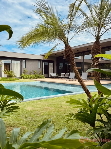 ATLÂNTIDA - EXCELENTE CASA FRENTE OESTE, EM OTIMA LOCALIZAÇÃO: 35ª foto da galeria de imagens do imóvel