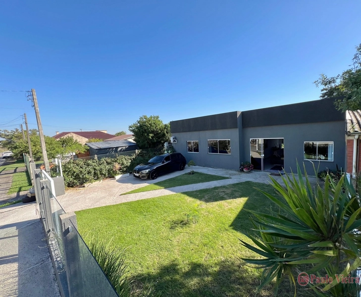 CENTRO - ACONCHEGANTE CASA MOBILIADA: 2ª foto da galeria de imagens do imóvel