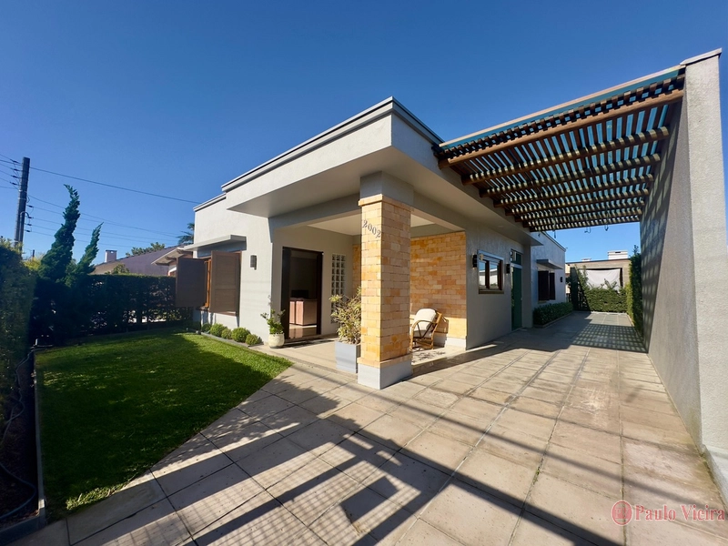 XANGRI-LÁ - CASA TÉRREA, FRENTE SERRA, EM ÓTIMA LOCALIZAÇÃO: 1ª foto da galeria de imagens do imóvel