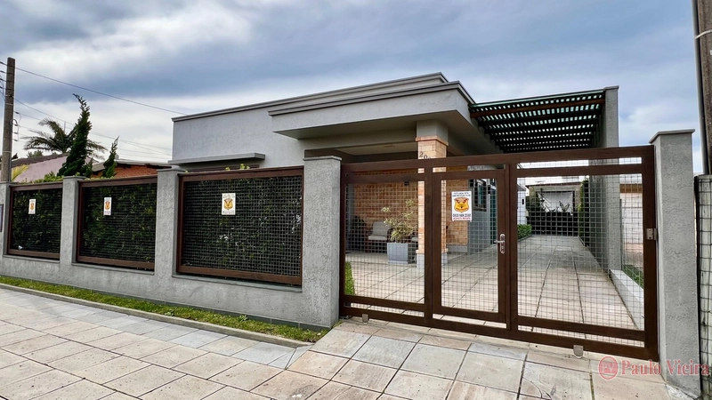 XANGRI-LÁ - CASA TÉRREA, FRENTE SERRA E EM ÓTIMA LOCALIZAÇÃO