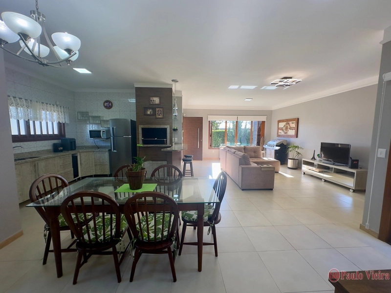 XANGRI-LÁ - CASA TÉRREA, FRENTE SERRA, EM ÓTIMA LOCALIZAÇÃO: 11ª foto da galeria de imagens do imóvel