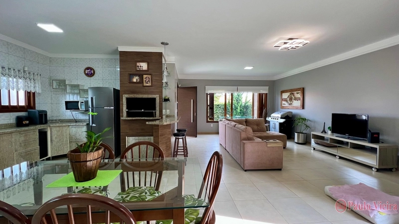 XANGRI-LÁ - CASA TÉRREA, FRENTE SERRA E EM ÓTIMA LOCALIZAÇÃO: 14ª foto da galeria de imagens do imóvel