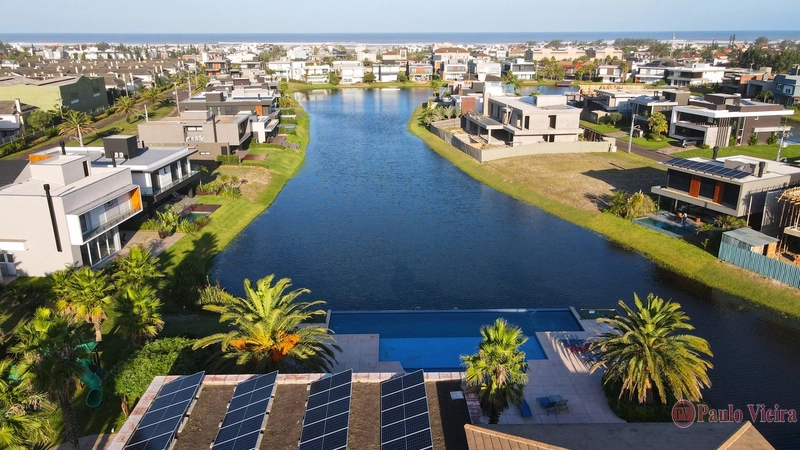 CELBRATION -  TERRENO DE ESQUINA COM VISTA PARA O LAGO!: 7ª foto da galeria de imagens do imóvel