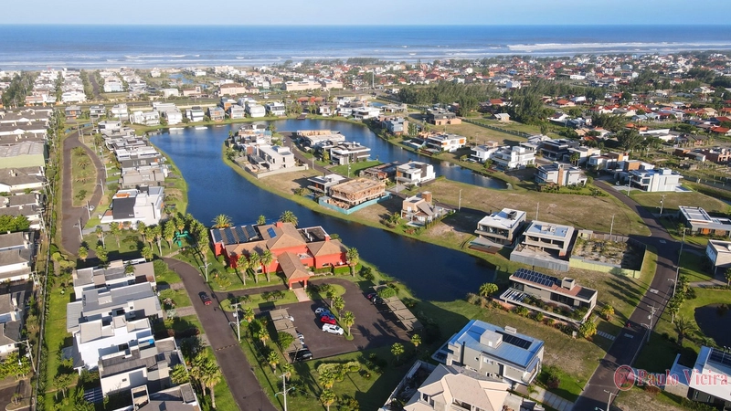 CELBRATION -  TERRENO DE ESQUINA COM VISTA PARA O LAGO!: 8ª foto da galeria de imagens do imóvel