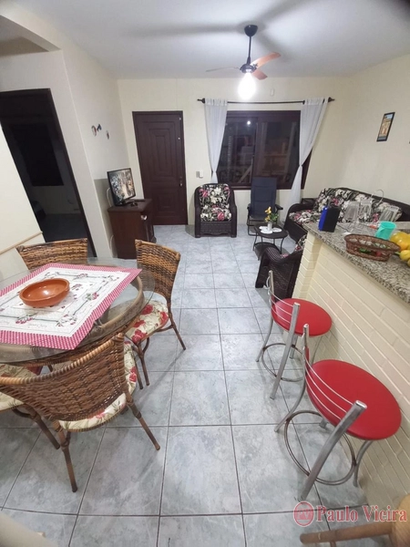 RAINHA DO MAR - LINDA RESIDÊNCIA COM PISCINA: 3ª foto da galeria de imagens do imóvel