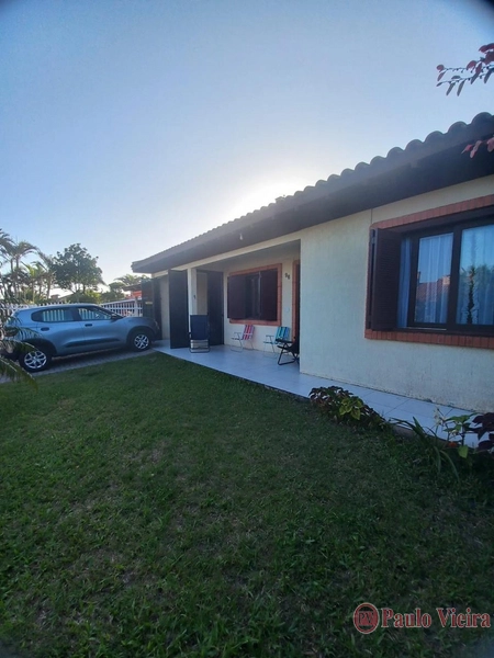 RAINHA DO MAR - LINDA RESIDÊNCIA COM PISCINA: 2ª foto da galeria de imagens do imóvel