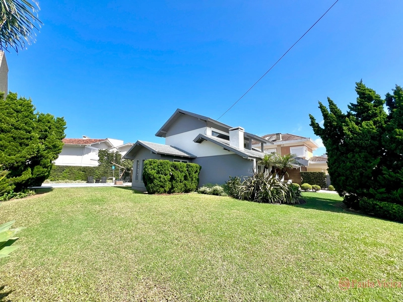 CENTRO - MARAVILHOSE RESIDÊNCIA DE DOIS TERRENOS: 2ª foto da galeria de imagens do imóvel