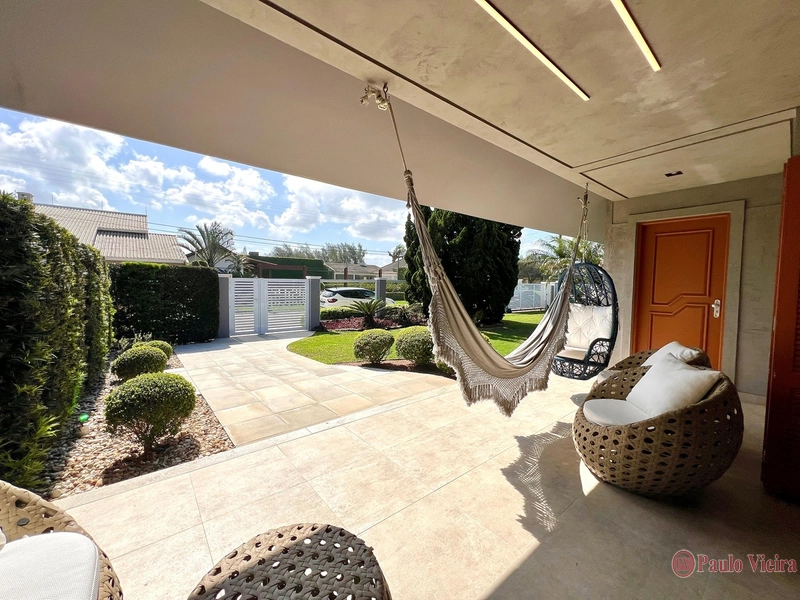 CENTRO - MARAVILHOSE RESIDÊNCIA DE DOIS TERRENOS: 16ª foto da galeria de imagens do imóvel