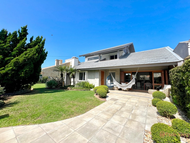 CENTRO - MARAVILHOSE RESIDÊNCIA DE DOIS TERRENOS: 4ª foto da galeria de imagens do imóvel